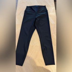 Black Alo Airlift 7/8 Leggings